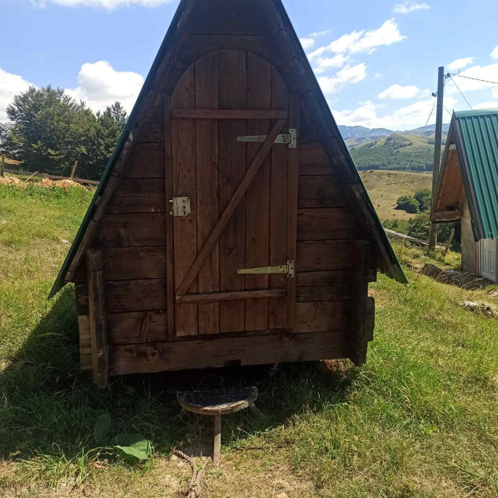 Katun Ljeljenak Hotel Плужине Екстериор снимка