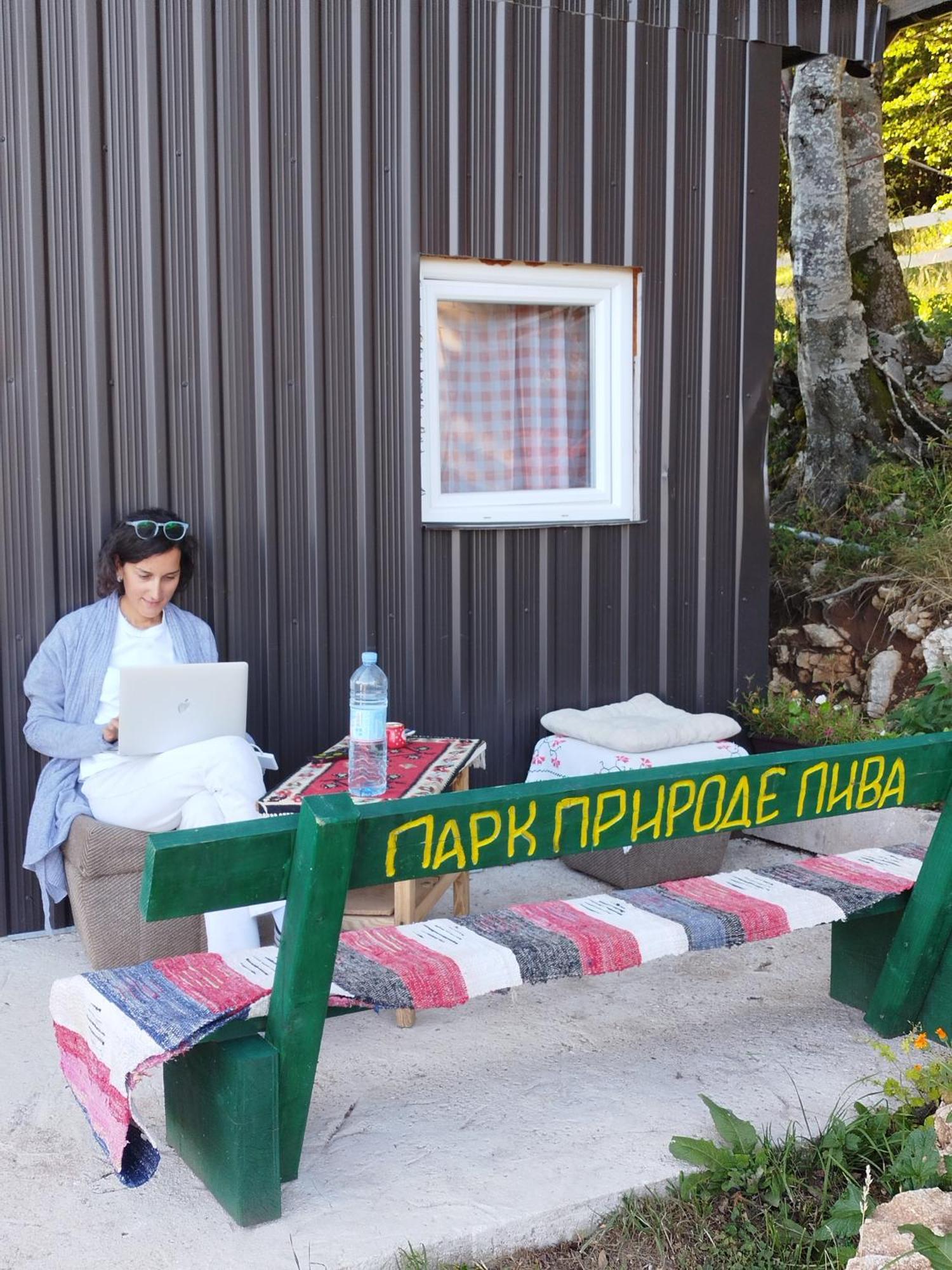 Katun Ljeljenak Hotel Плужине Екстериор снимка